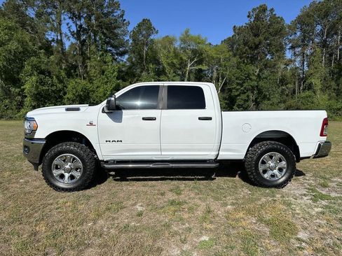 Used 2024 RAM 2500 Big Horn w/ Off Road Package AWD/4WD image 8