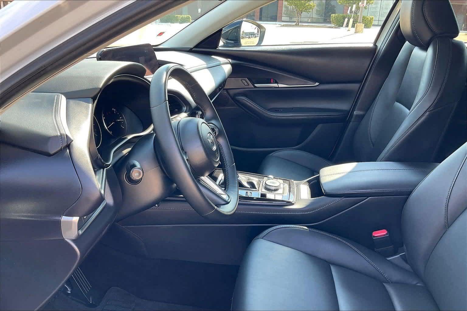 Used 2024 MAZDA CX-30 AWD 2.5 S w/ Select Sport Pkg image 2