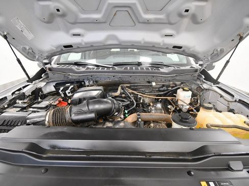 Used 2023 Ford F250 XLT image 12