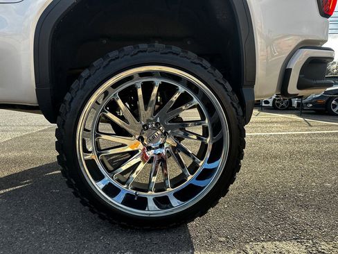 Used 2019 GMC Sierra 1500 Denali w/ Denali Ultimate Package image 31