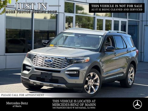 Used 2020 Ford Explorer Platinum w/ Premium Technology Package AWD/4WD image 2