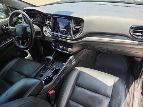 Used 2022 Dodge Durango GT RWD image 12