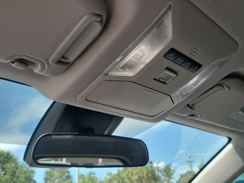 Used 2023 Toyota RAV4 XLE image 31