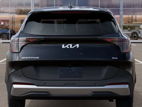 Certified 2026 Kia Sportage LX FWD image 15