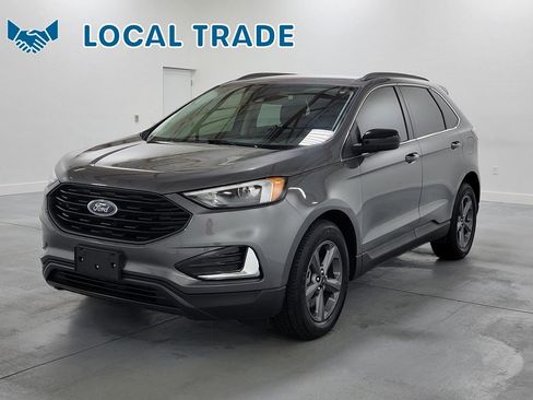Used 2022 Ford Edge SEL w/ Sport Appearance Package image 4