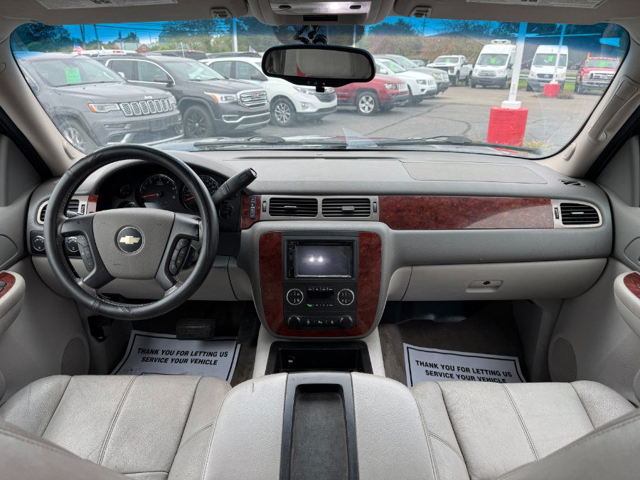 Used 2009 Chevrolet Tahoe LT AWD/4WD image 21