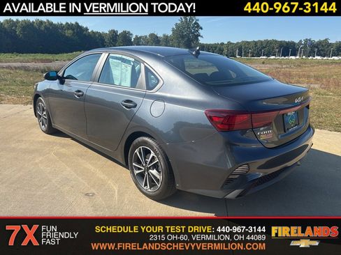 Used 2024 Kia Forte LXS w/ LXS Technology Package image 3