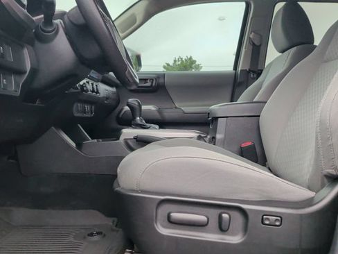 Used 2023 Toyota Tacoma SR5 RWD image 16