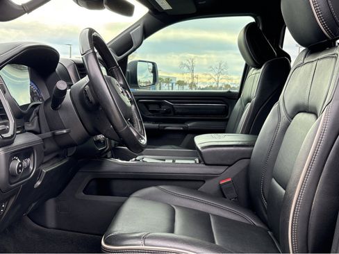 Used 2022 RAM 1500 Limited w/ Body Color Bumper Group image 15