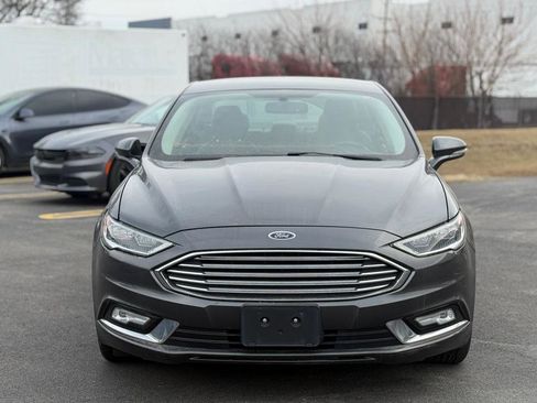 Used 2017 Ford Fusion Energi SE image 2