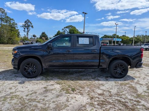 Used 2023 Chevrolet Silverado 1500 Custom image 7