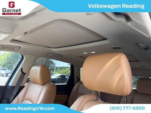 Used 2019 Buick Enclave Premium AWD/4WD image 14
