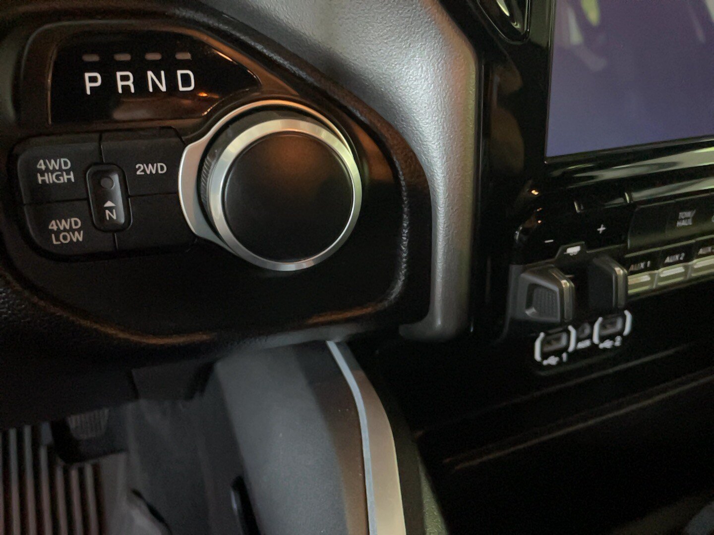 Used 2024 RAM 2500 Big Horn w/ Night Edition AWD/4WD image 19