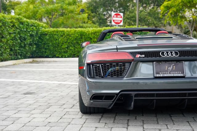 Used 2018 Audi R8 V10 AWD/4WD image 24