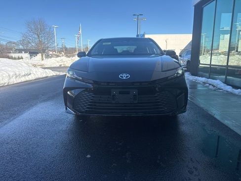 Used 2026 Toyota Camry LE w/ Convenience Package image 7