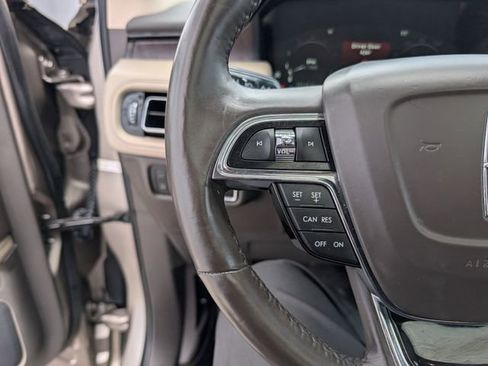Used 2021 Lincoln Nautilus Reserve AWD/4WD image 14