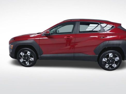 Used 2025 Hyundai Kona SEL AWD/4WD image 5
