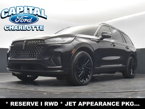 Used 2025 Lincoln Aviator Reserve w/ Jet Appearance Package image 26