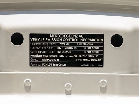 Used 2021 Mercedes-Benz GLB 250 image 33