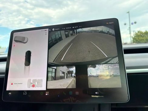 Used 2022 Tesla Model 3 Long Range AWD/4WD image 26