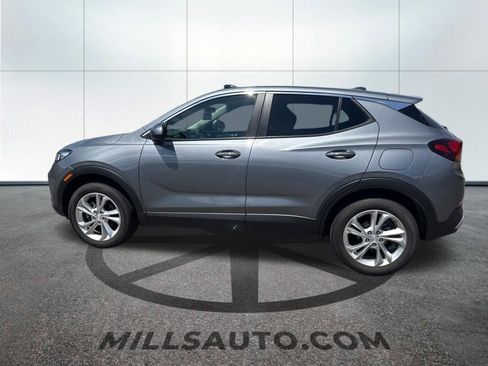 Used 2022 Buick Encore GX Preferred w/ Cold Weather Comfort Package AWD/4WD image 7