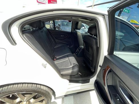 Used 2015 BMW 328i xDrive Sedan AWD/4WD image 9