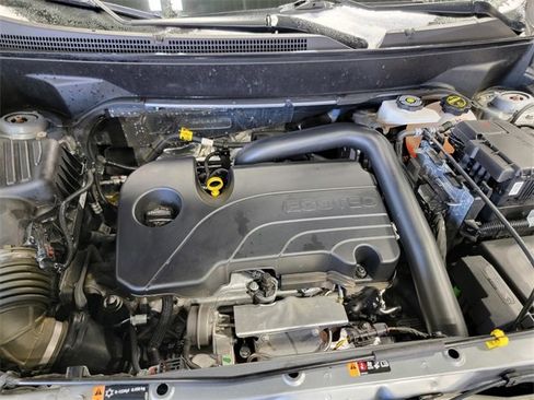 Certified 2024 Chevrolet Equinox LS w/ LPO, Floor Liner Package image 31