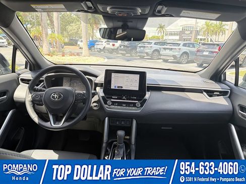 Used 2023 Toyota Corolla Cross AWD Hybrid w/ Convenience Package image 12