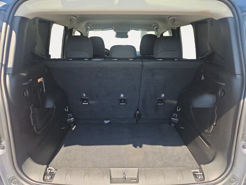 Used 2022 Jeep Renegade Latitude AWD/4WD image 33