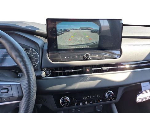 New 2026 Mitsubishi Outlander ES image 23