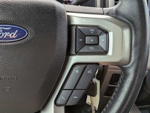 Used 2022 Ford F250 Lariat w/ Lariat Value Package AWD/4WD image 27