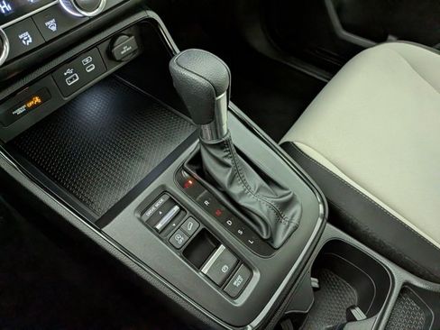 Used 2023 Honda CR-V EX image 19