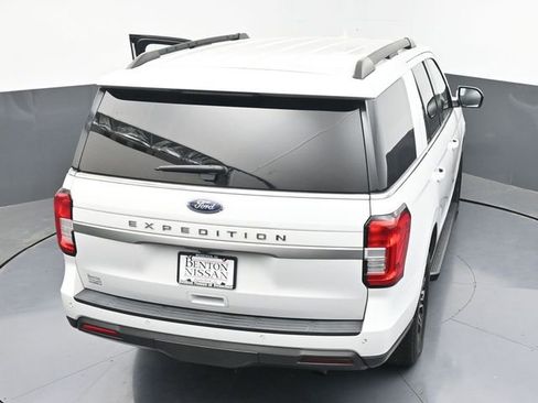 Used 2023 Ford Expedition XL AWD/4WD image 42