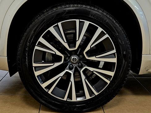 Used 2021 Volvo XC90 T6 Momentum w/ Protection Package Premier AWD/4WD image 34