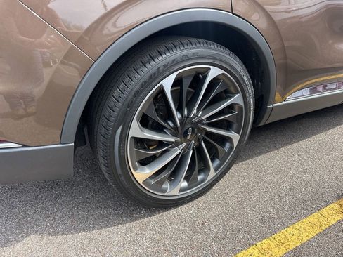 Used 2022 Lincoln Aviator Reserve w/ Equipment Group 201A image 10