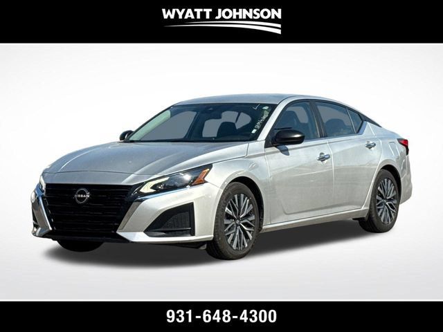 Used 2025 Nissan Altima 2.5 SV FWD 360° Tour