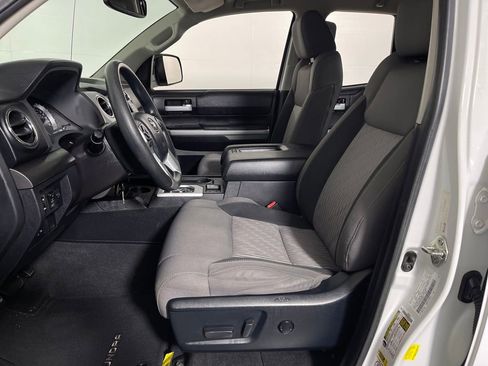 Used 2016 Toyota Tundra SR5 w/ SR5 Upgrade Package image 12