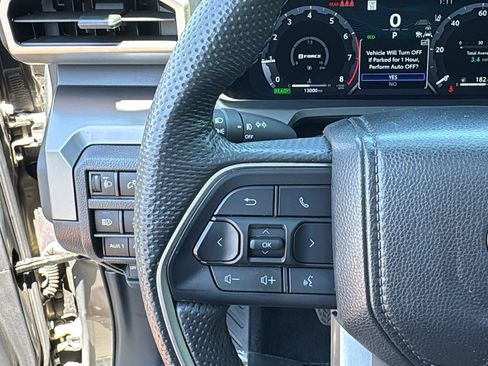 Used 2024 Toyota Tacoma TRD Sport image 17