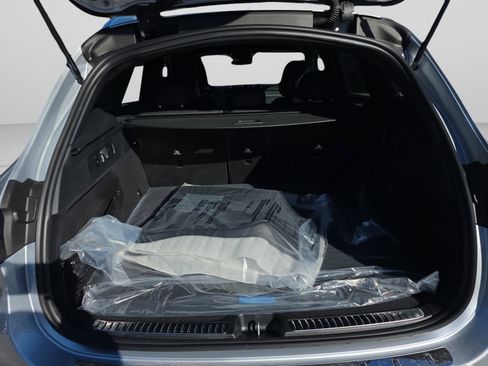 Certified 2026 Mercedes-Benz GLC 300 image 29