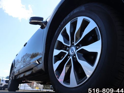 Used 2023 Subaru Outback Limited AWD/4WD image 9