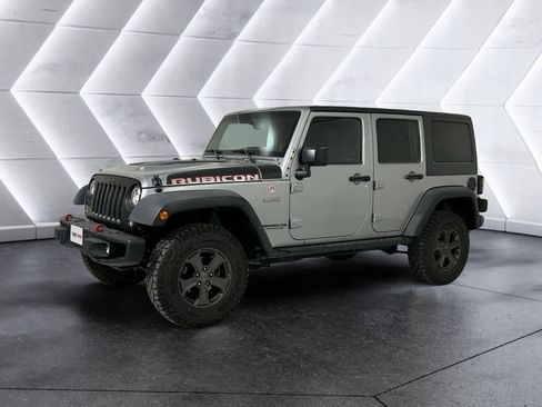 Used 2017 Jeep Wrangler Unlimited Rubicon AWD/4WD image 3