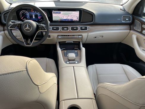 Certified 2024 Mercedes-Benz GLS 450 4MATIC image 26
