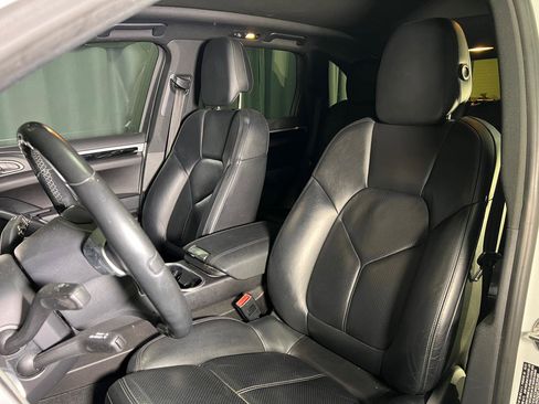 Used 2014 Porsche Cayenne image 10
