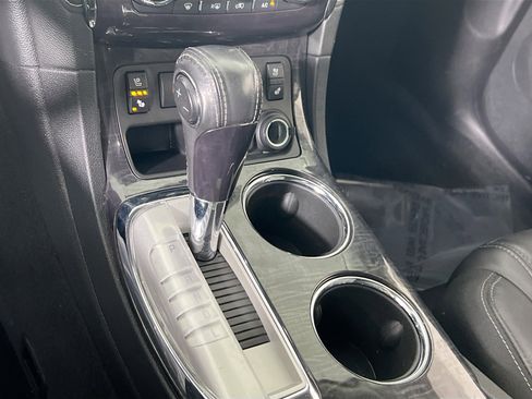 Used 2017 Buick Enclave Premium image 17