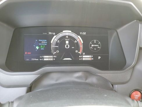 Used 2025 Toyota Tundra Platinum w/ TRD Off-Road Package AWD/4WD image 10