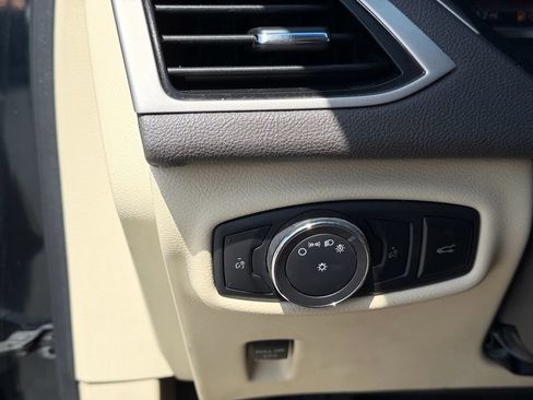 Used 2014 Lincoln MKZ Hybrid w/ Equipment Group 202A Reserve FWD image 28