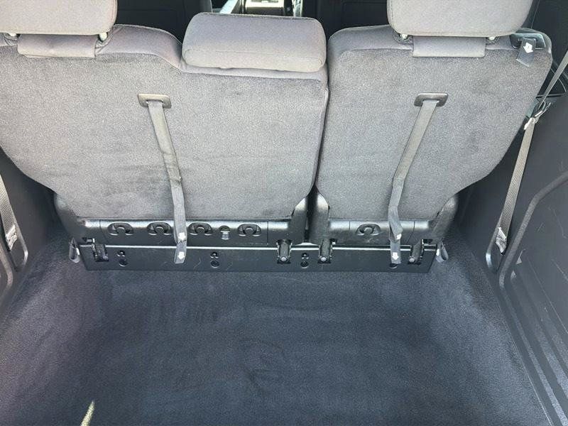 Used 2020 Dodge Grand Caravan SE FWD image 11
