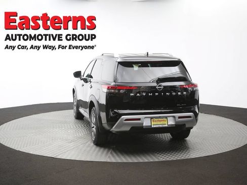 Used 2022 Nissan Pathfinder SL AWD/4WD image 65
