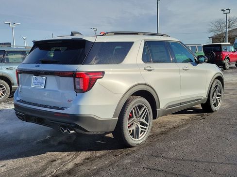 New 2026 Ford Explorer ST w/ Sun And Sound Package image 4