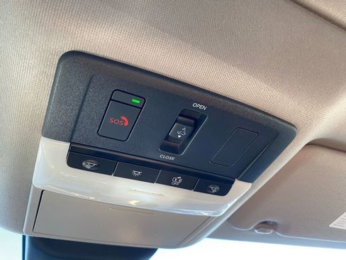 New 2025 Nissan Sentra SR w/ SR Premium Package image 29